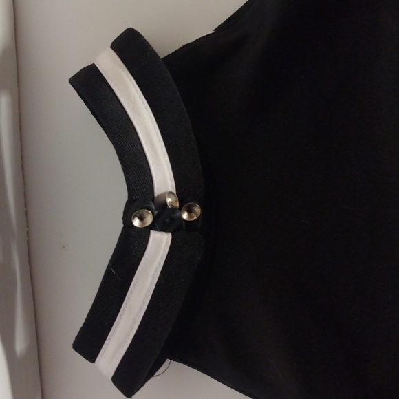 JS COLLECTIONS BLACK AND WHITE STRIPE HALTER TOP - Picture 5 of 7